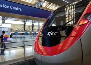Chile estrena el tren más rápido y moderno de Sudamérica