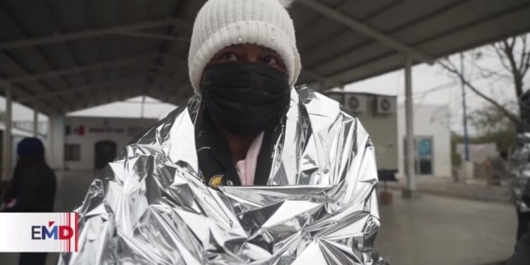El frío azota a la comunidad migrante en la frontera EEUU-México