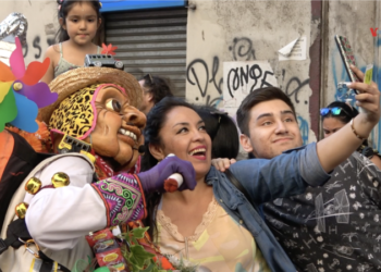 En Fotos: Teatristas de unas 16 naciones reparten alegría en ciudades de Chile