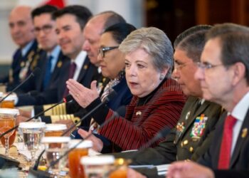 Discusiones entre EEUU y México sobre migración continúan en Washington