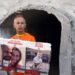 En Fotos: Una réplica del túnel de Hamás busca crear conciencia sobre los rehenes