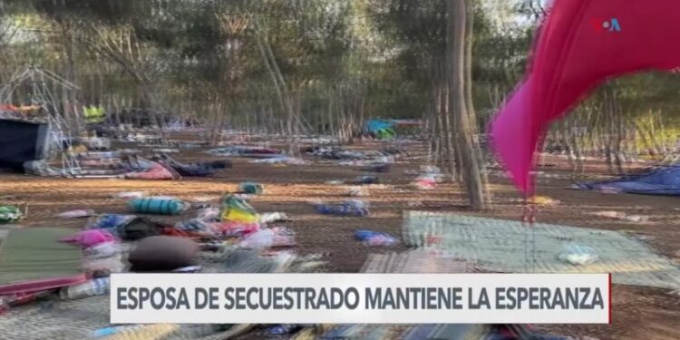 Esposa de secuestrado por Hamás mantiene la esperanza