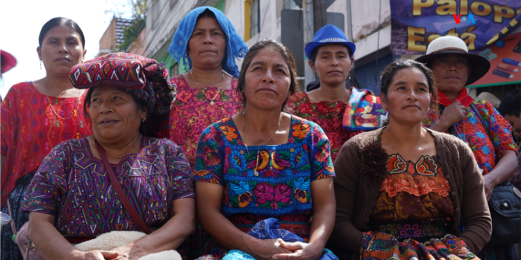 Indígenas que plantaron cara contra la corrupción en Guatemala ven un rayo de esperanza tras asunción de Arévalo