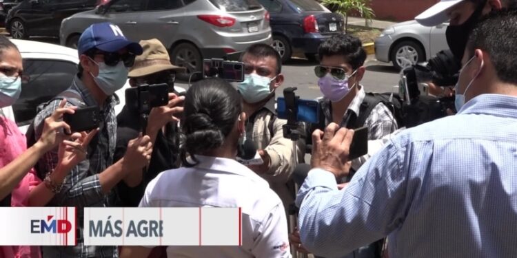 Al menos 242 periodistas nicaragüenses se han exilado desde 2018, según ente gremial