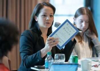 Cómo los medios ayudan a cambiar la conversación sobre la salud mental