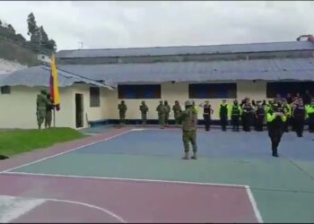 Autoridades ecuatorianas investigan asesinato de fiscal