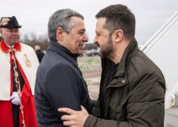 Zelenskyy llega a Suiza para asistir al foro de Davos