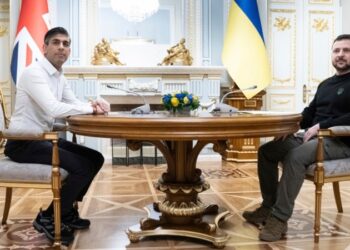 Primer ministro británico anuncia en Kiev nuevo paquete de ayuda a Ucrania