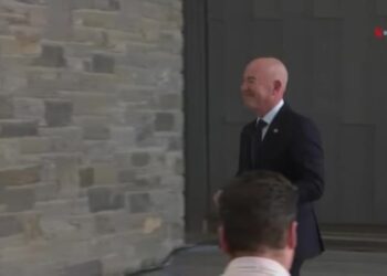 Presentan cargos de juicio político contra secretario de Seguridad Nacional de EEUU