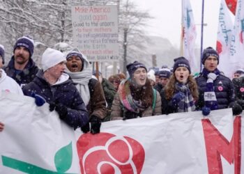 Marchan en Washington contra el aborto