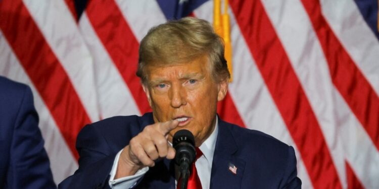 Donald Trump regresa a la corte para un segundo juicio por difamación después de su victoria en Iowa