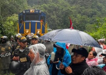 Protesta antigubernamental en Perú por privatización de venta de entradas a Machu Picchu