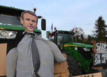 Gobierno francés prepara nuevas medidas para apaciguar las protestas de los agricultores