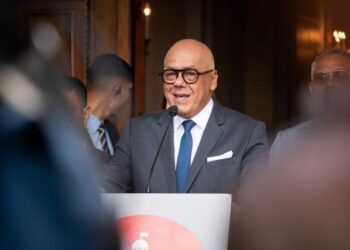 “Ni la conozco”, Jorge Rodríguez negó que haya negociado con María Corina Machado (Video)