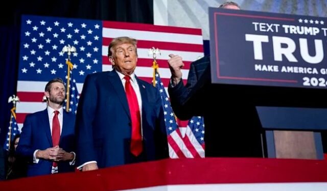 La campaña de Trump, entre las urnas y los tribunales