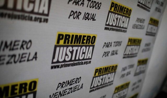 Primero Justicia calificó como una “burla” el anuncio de Maduro, que solo aumentó los bonos