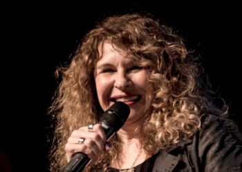 La poetisa nicaragüense Gioconda Belli recibe la nacionalidad española junto a otros 12 opositores a Ortega