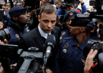 Oscar Pistorius sale de la cárcel casi once años después de matar a su novia