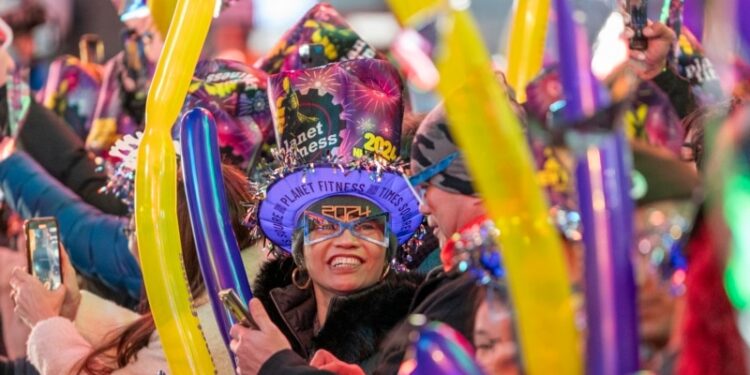 Trabajadores en Nueva York reciben el año con un aumento en el salario mínimo