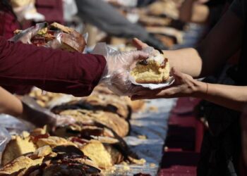 Ciudad de México partió “megarrosca” de Reyes con 15 mil rebanadas entregadas