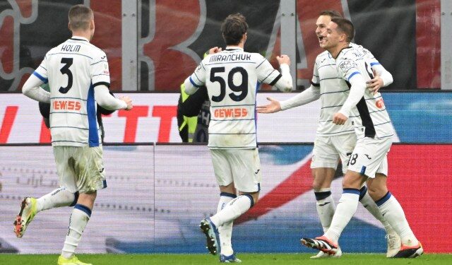 Atalanta evidenció las carencias del Milan al sacarlo de la Copa Italia