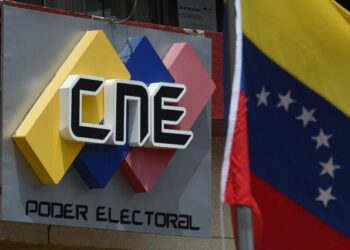 Cómo funciona el engranaje del chavismo para evitar que oposición participe en las elecciones de Venezuela