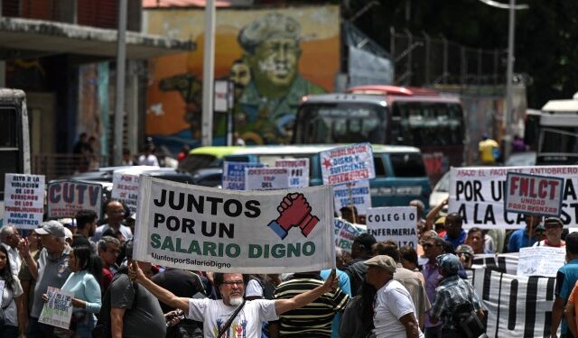 Estas son las tablas salariales de los docentes de educación primaria en Venezuela