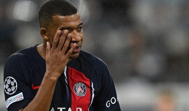 Mbappé recibió un ultimátum de parte de su madre