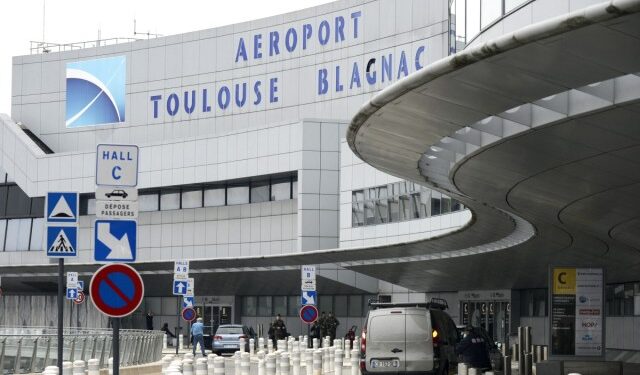 Francia pide a sus ciudadanos que aplacen sus viajes a Ecuador ante la ola de violencia