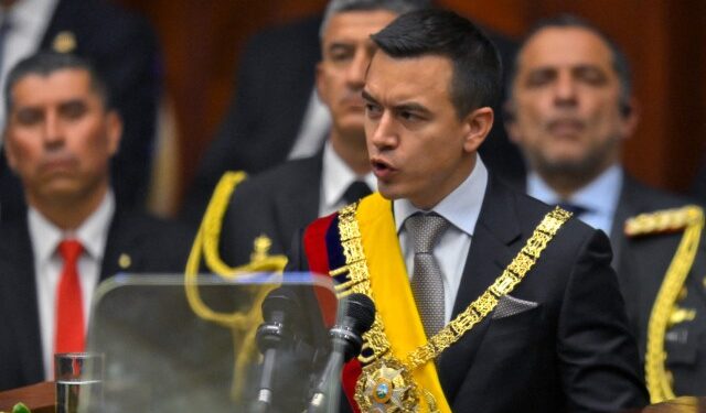 Daniel Noboa ordenó a militares neutralizar a grupos delictivos en Ecuador