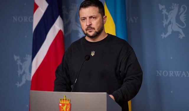 Rusia lanzó casi 300 misiles contra Ucrania desde el #29Dic, alertó Zelenski