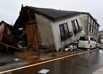 Cifra de muertos por potente terremoto en costa oeste de Japón supera los 70