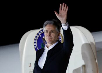 Blinken: Está claro que Israel no quiere una escalada, pero debe defenderse