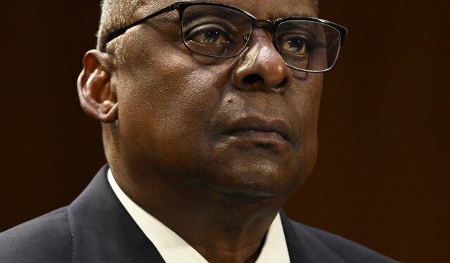 Biden estuvo un mes sin saber que el jefe del Pentágono tiene cáncer