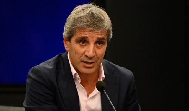 FMI entregará más de 4.000 millones a Argentina tras acuerdo con gobierno de Milei