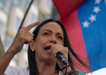 Denuncian arresto de dos coordinadores del partido de María Corina Machado en Venezuela