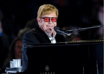 “He tomado 85 Valiums, moriré en una hora”: el día en que Elton John casi se mata