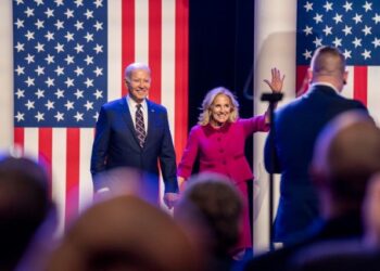 Biden plantea su reelección como una batalla por salvar a la democracia de Trump