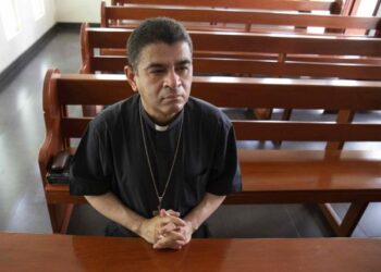 Régimen de Nicaragua destierra a Roma a sacerdotes que permanecían encarcelados, incluido un obispo