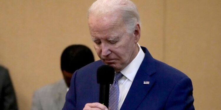 Biden dice que EEUU responderá al ataque que mató a tres soldados estadounidenses en Jordania