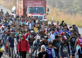 Unos 2.000 migrantes se reagrupan en el sur de México en nueva caravana