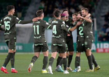 Girona prolongó su buen momento al meterse en octavos de la Copa del Rey