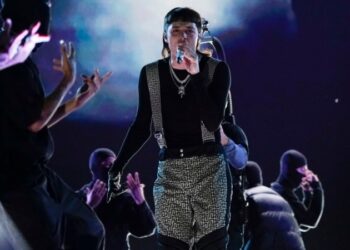 Tribunal chileno admite recurso contra espectáculo de Peso Pluma en Festival de Viña