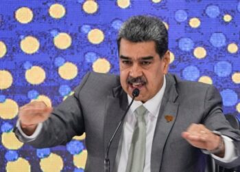 El presidente Maduro anuncia un ajuste al ingreso mensual sin aumento salarial