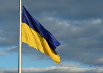 Ucrania pide más presión contra Rusia mientras continúan los ataques con misiles y drones