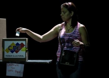 Eugenio Martínez recordó que solo en Venezuela se desconoce la fecha de las elecciones presidenciales