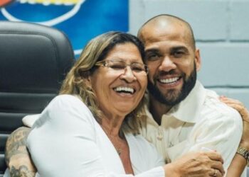Mamá de Dani Alves no se arrepiente por dar identidad de la víctima: No cometí un crimen