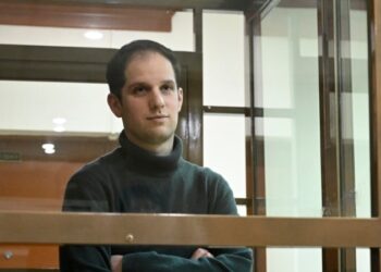 Tribunal ruso amplía detención de periodista estadounidense Evan Gershkovich