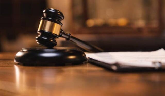 Justicia australiana autoriza a mujer de 62 años extraer el esperma de su marido fallecido