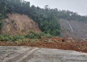 Al menos 18 muertos por derrumbes en carretera del departamento colombiano del Chocó
